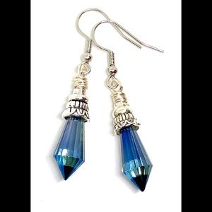 Montana Blue Crystal Prism Point Briolette Bali Style Silver Tone Drop Earrings